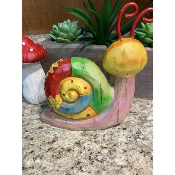 Whimsical Garden SNAIL Resin Statue Lawn Yard Snail Figure Tier Tray B9 - Picture 3 of 4